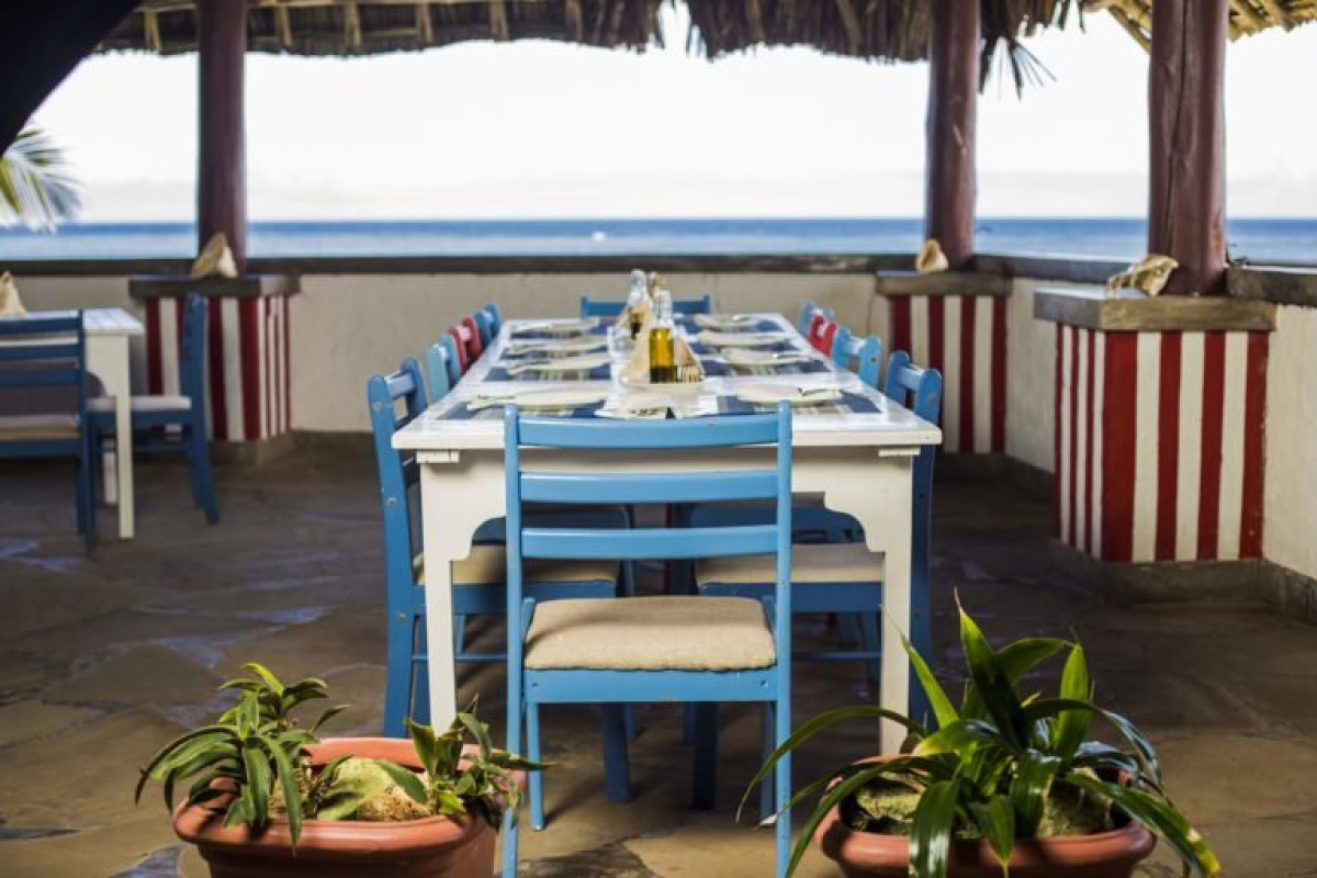 Bahari Beach