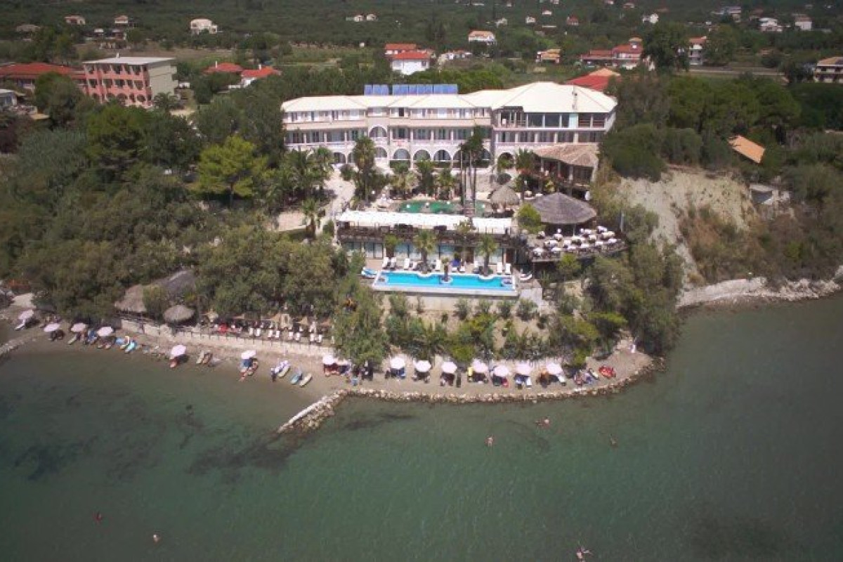 GLORIA MARIS HOTEL SUITES AND VILLAS