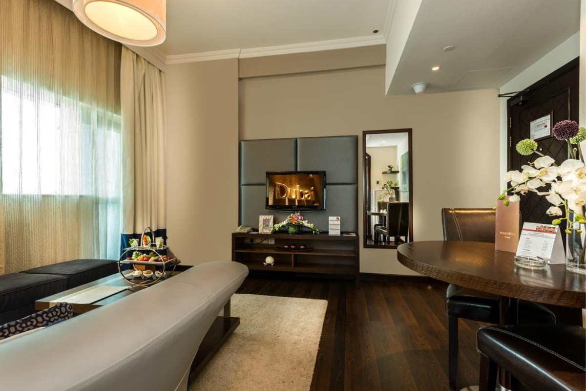 First Central Hotel Suits