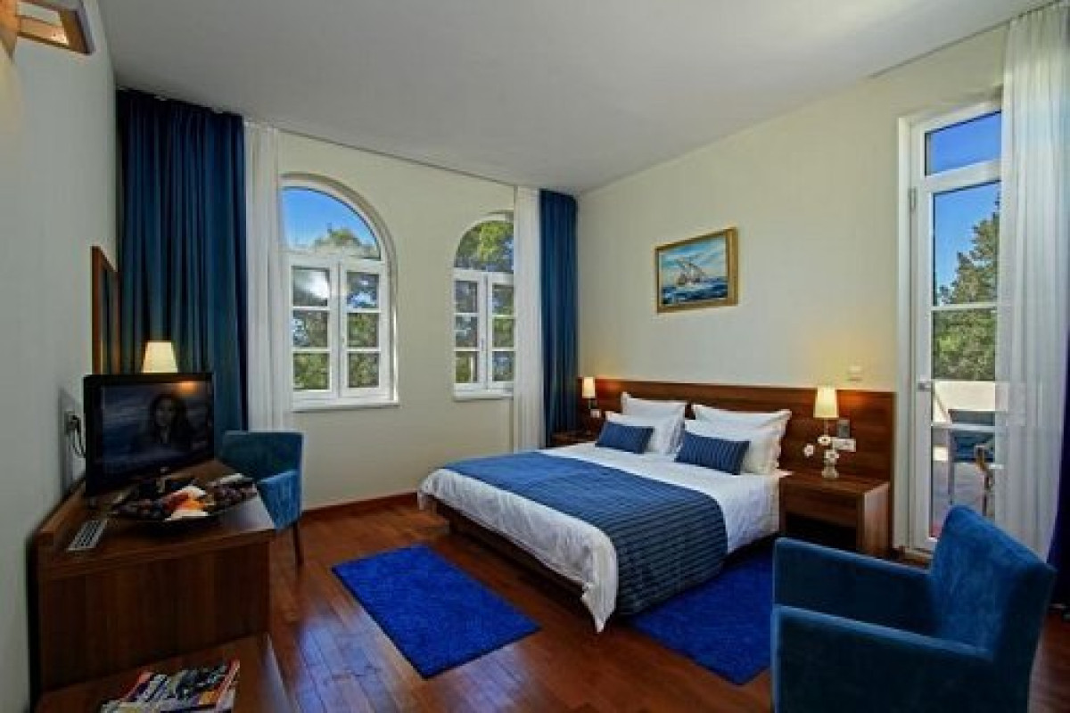 Hotel Amor (Brac)