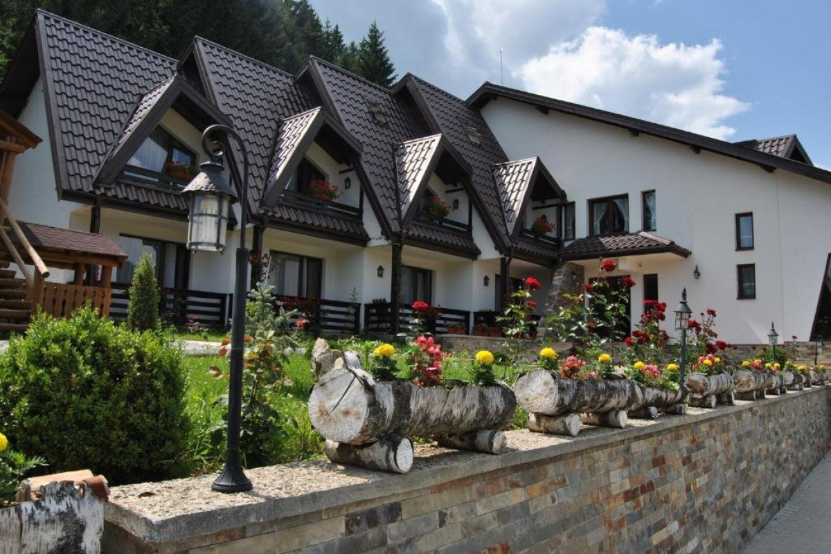 Popasul Domnesc Resort and Spa (Voronet)