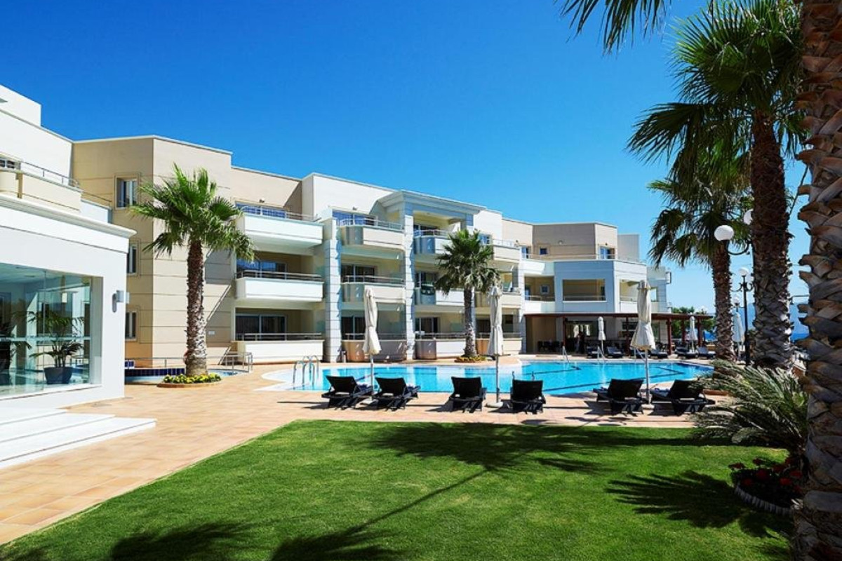 Molos Bay (K)