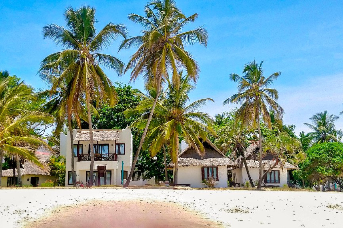 Jacaranda Indian Ocean Beach Resort