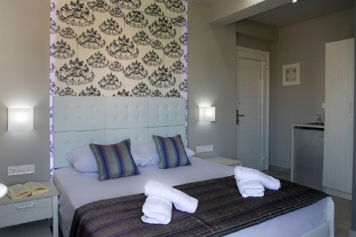 Lafeyra Luxury Rooms (Limenaria)