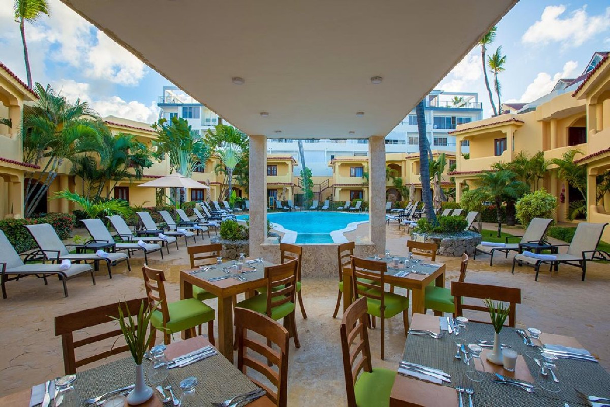 WHALA! BAVARO