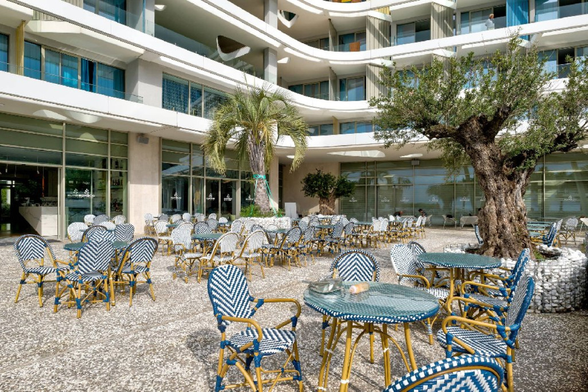 Carine Hotel Kumbor (R)