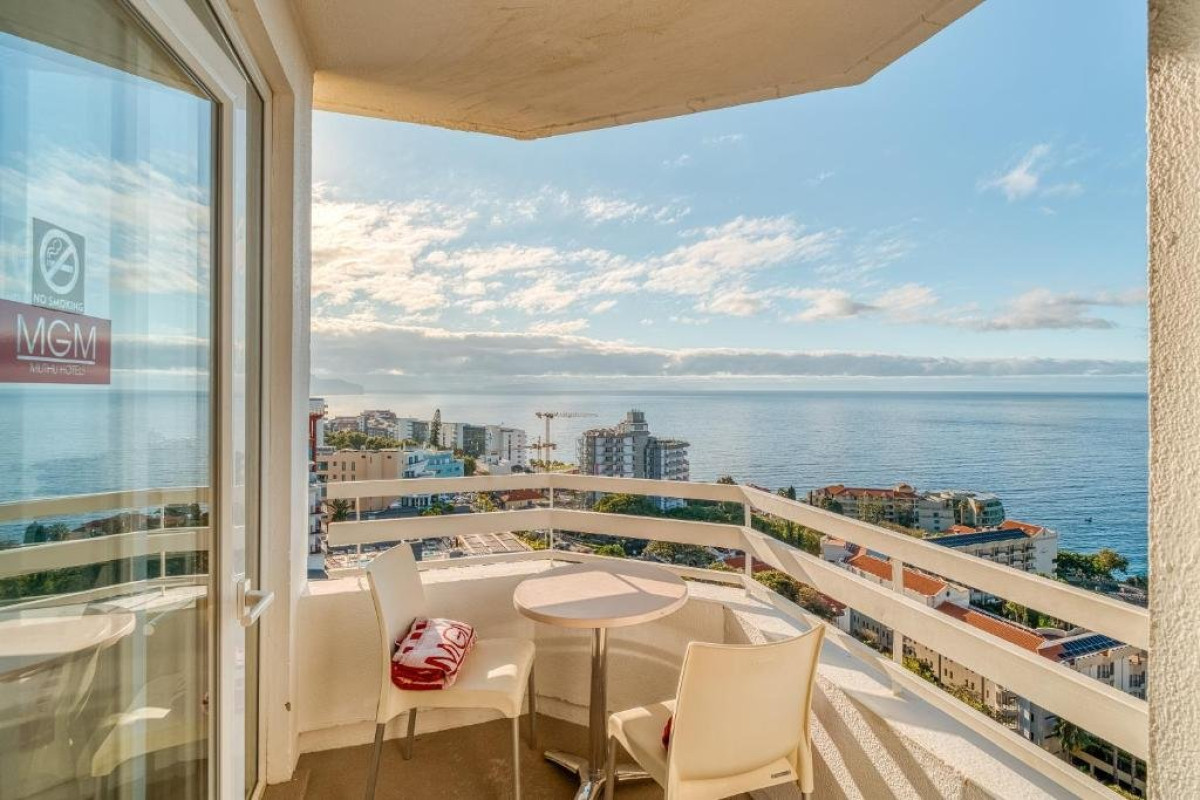 MUTHU RAGA MADEIRA HOTEL