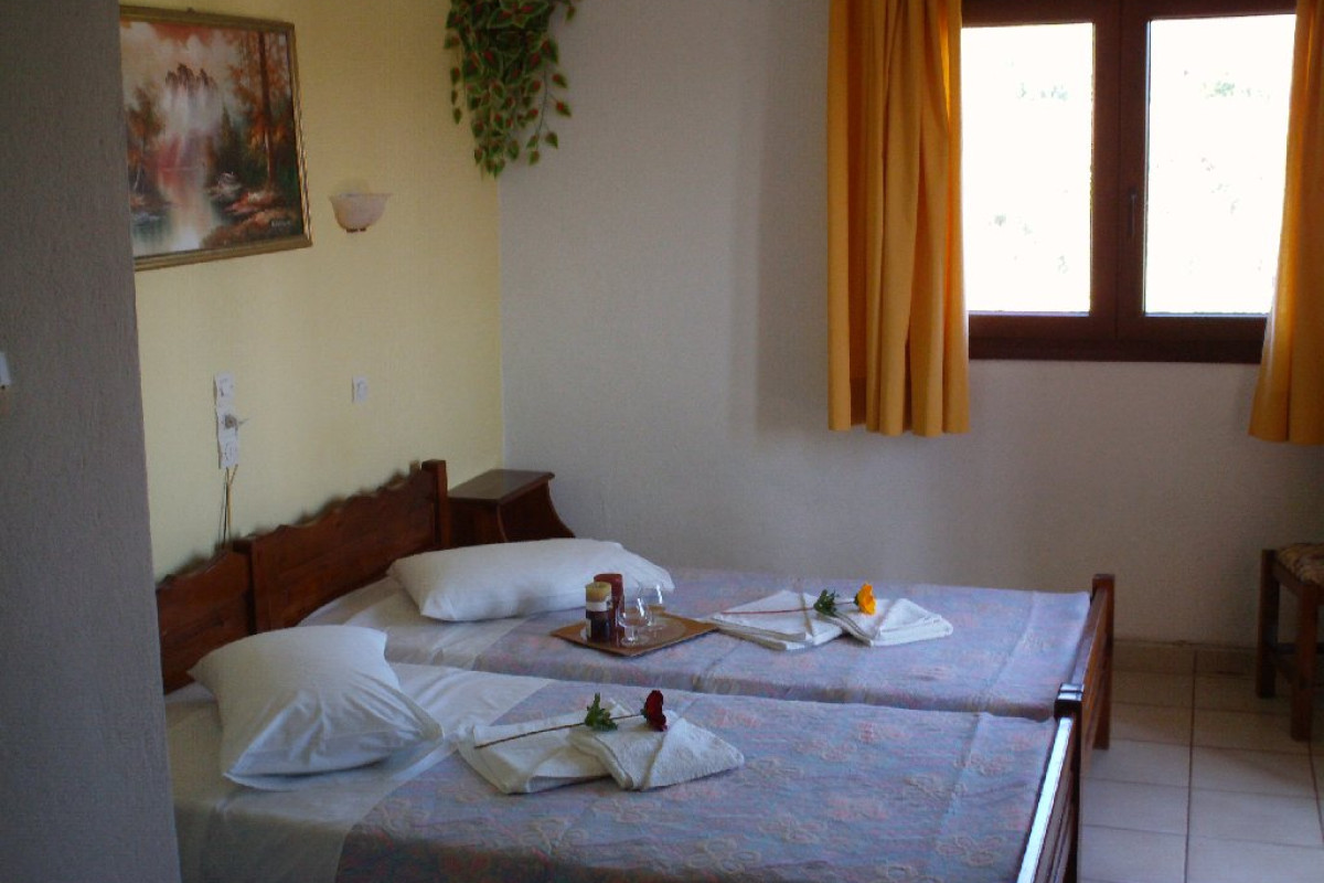 Kassandra Hotel - Kala Nera