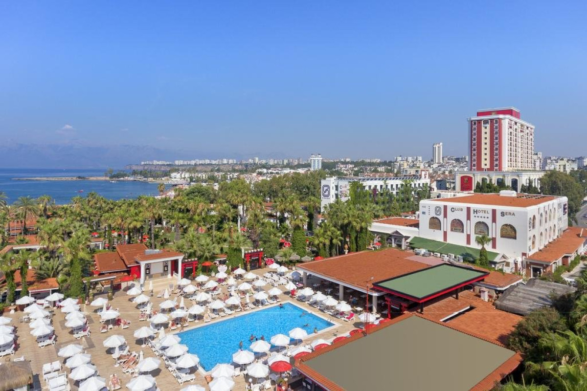 CLUB HOTEL SERA