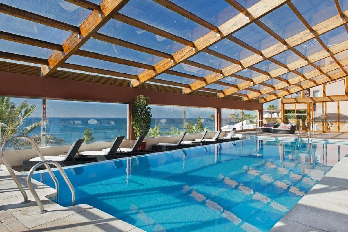 Gran Elba Estepona (Estepona)