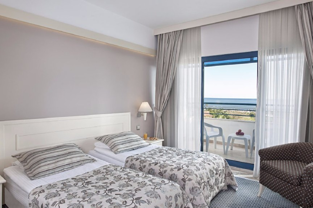 SUNRISE RESORT HOTEL