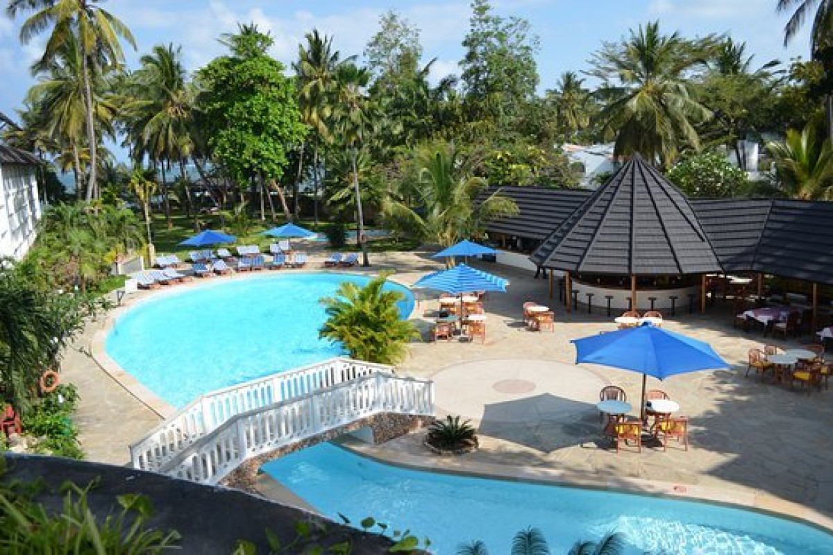 Travellers Beach