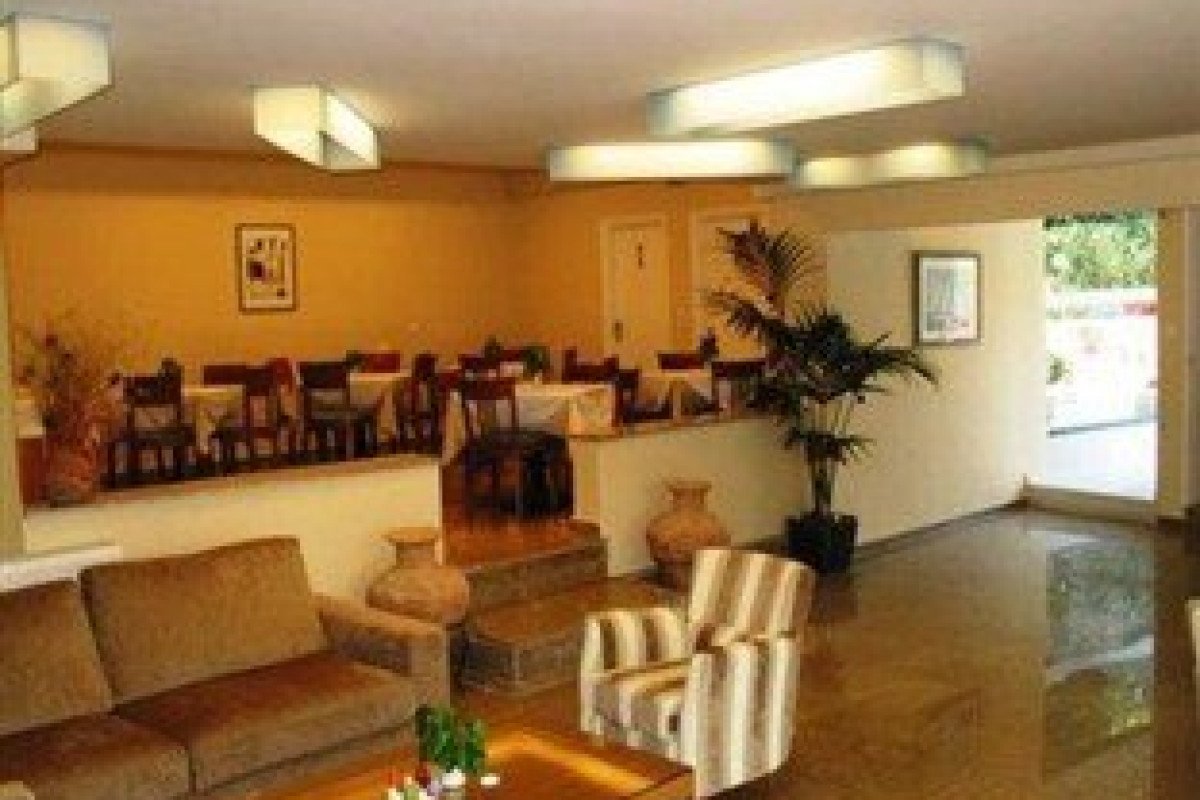 Phaistos Hotel (Tolo)