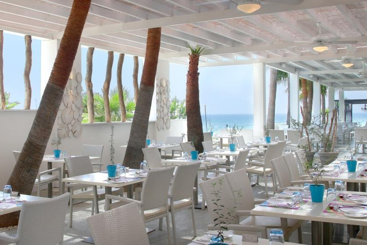 Grand Resort Beach