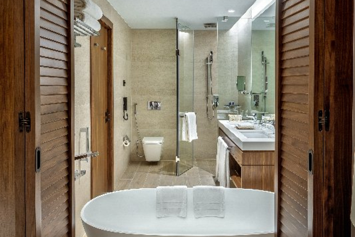 JA Lake View Hotel