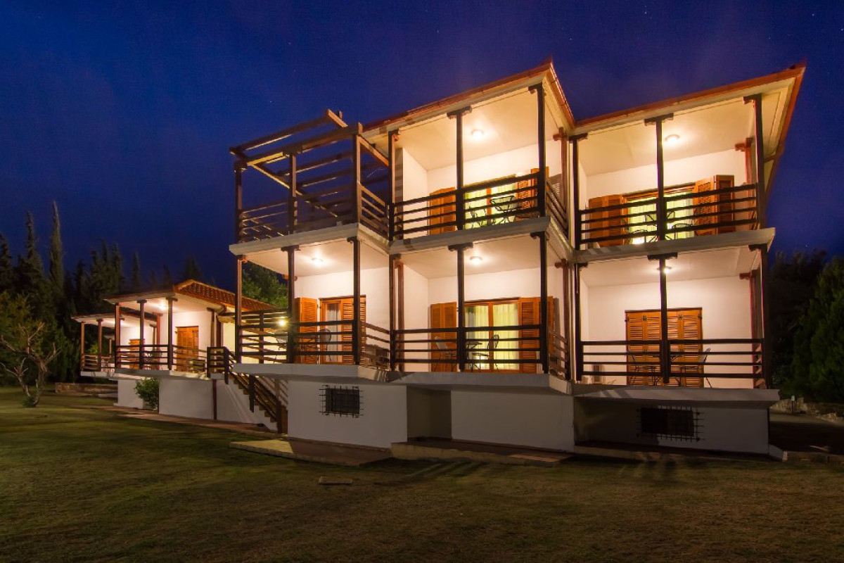 Roxani Country House