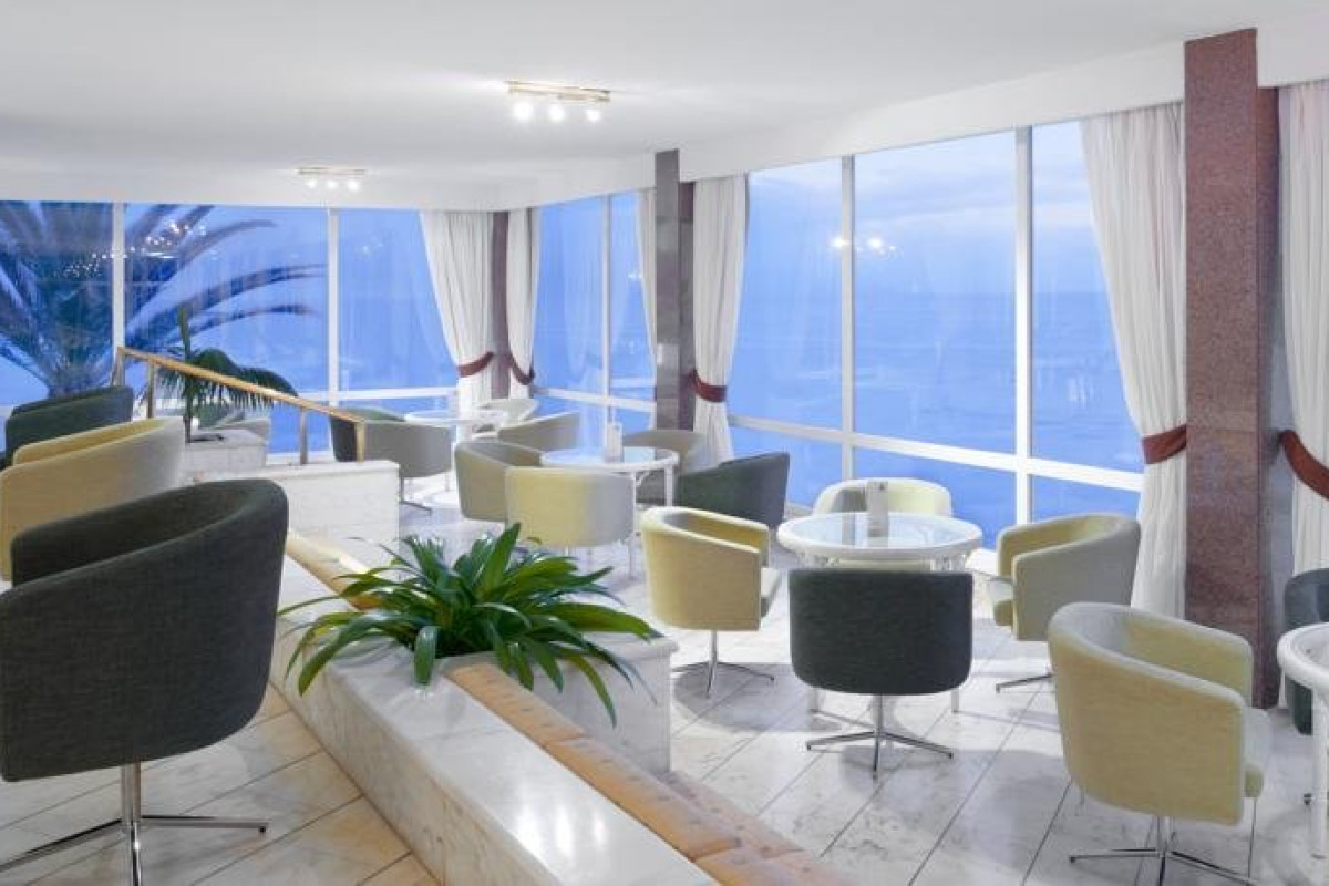 Holiday Inn
