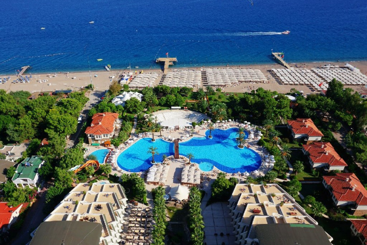RAI PREMIUM TEKIROVA(EX:QUEENS PARK RAI PREMIUM TEKIROVA)