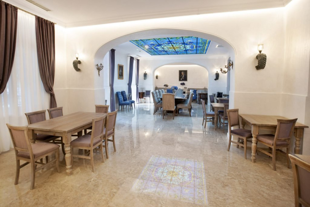 Hotel CARAIMAN