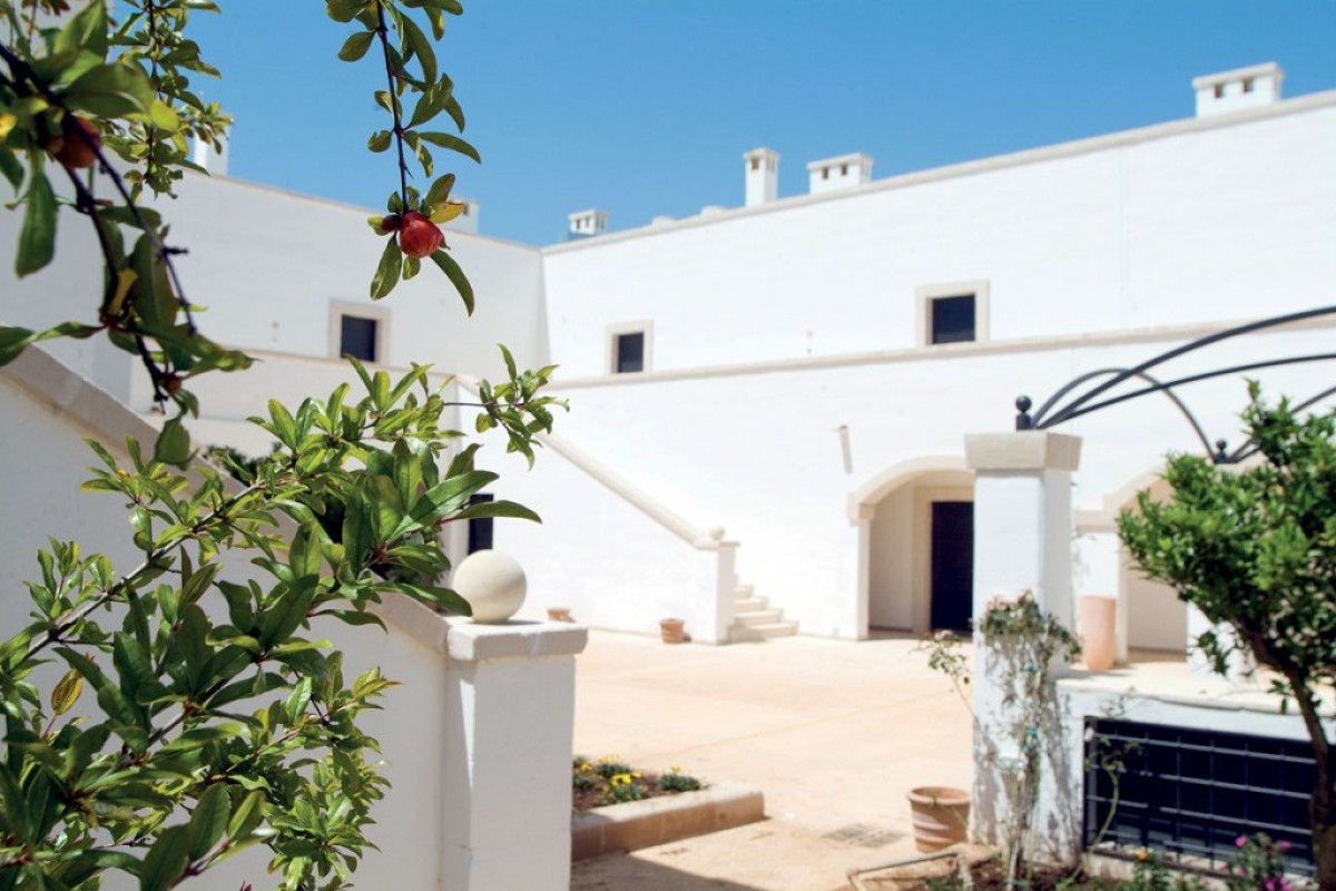 Borgobianco Resort Spa (Polignano A Mare)