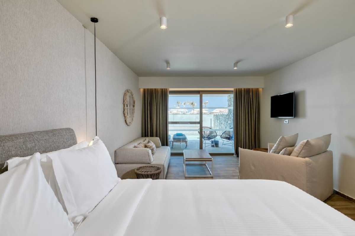 Utopia Blu Hotel (ex. Sunset Hotel)
