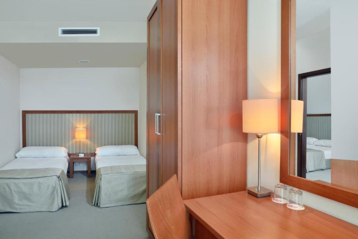 SOL LUNA BAY RESORT