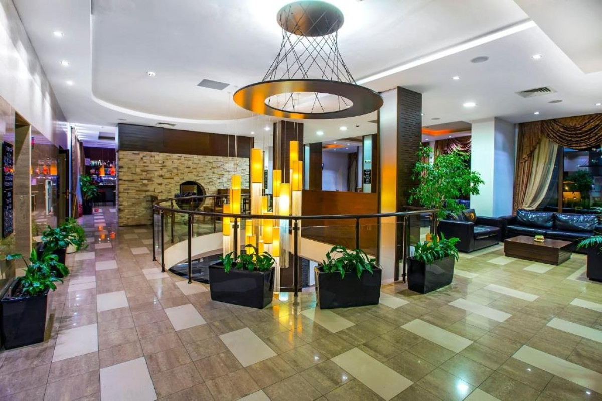 MURITE CLUB - Razlog