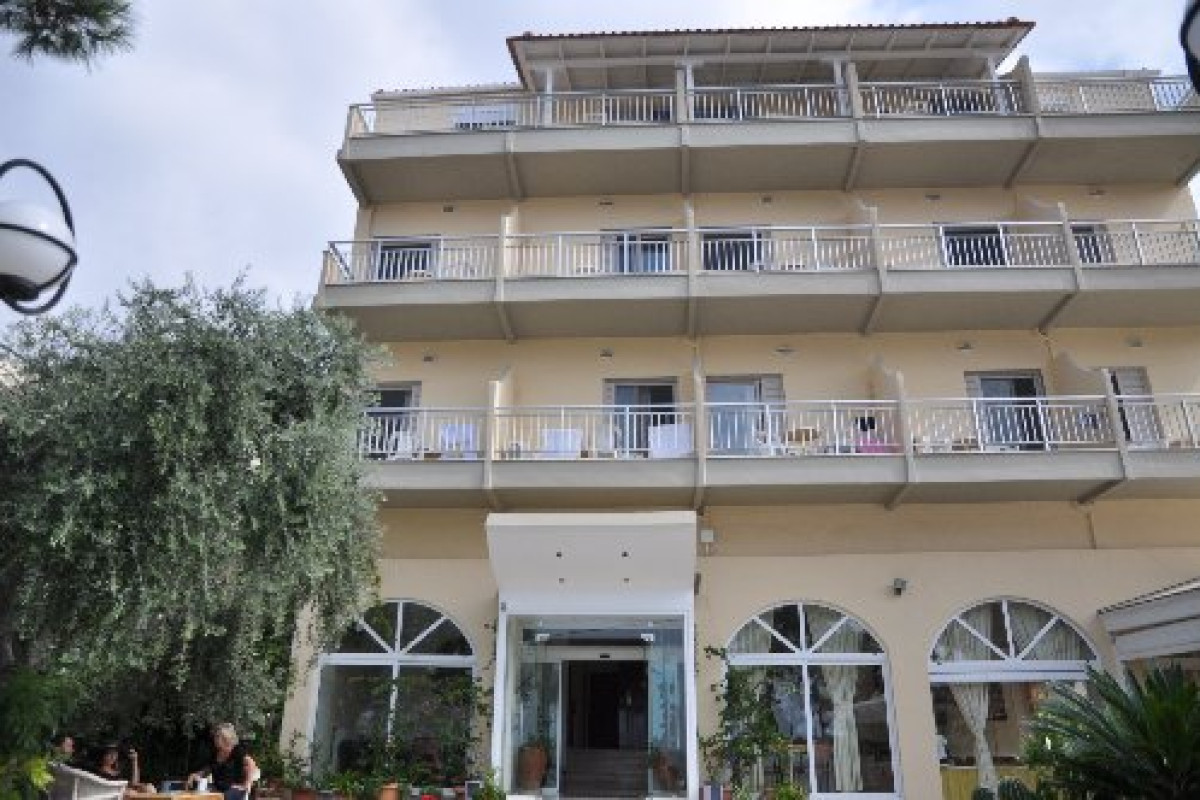 Thassos Hotel (Pefkari)