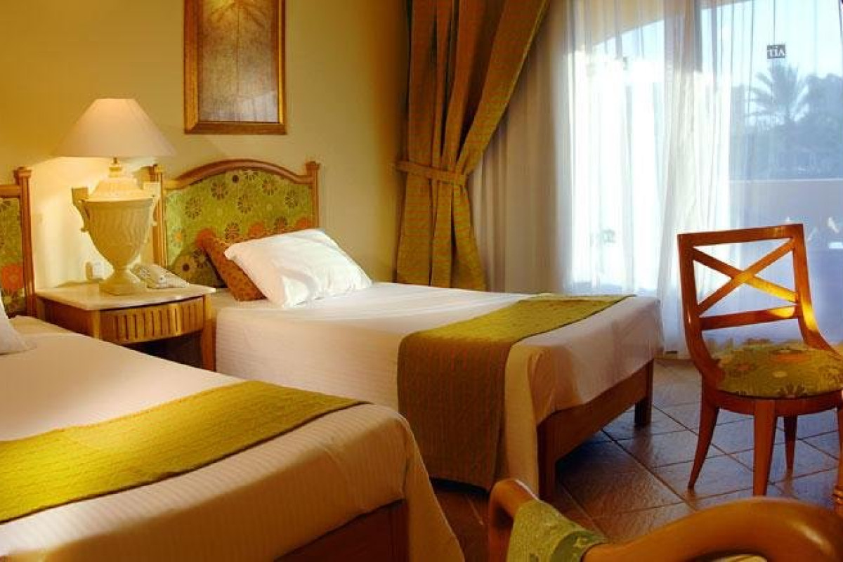 TIA HEIGHTS MAKADI BAY