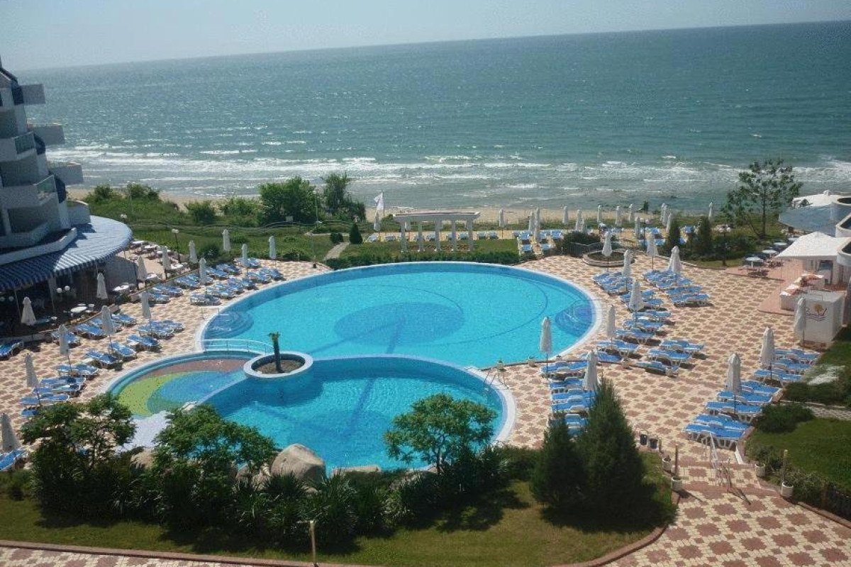 Sineva Beach