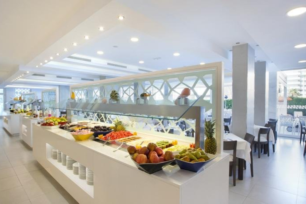 Mar Hotels Playa de Muro Suites