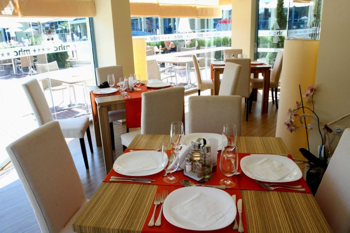 MARINA HOLIDAY CLUB