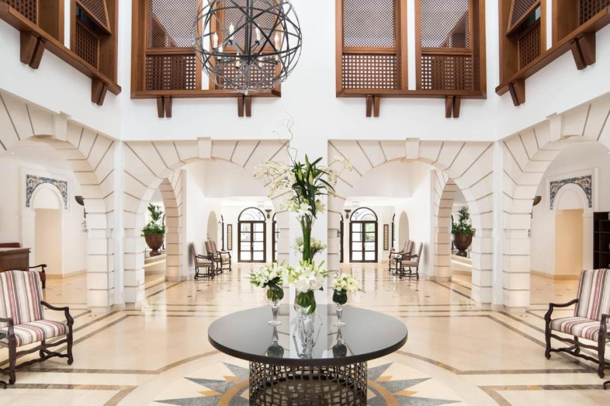Pine Cliffs Hotel, a Luxury Collection Resort