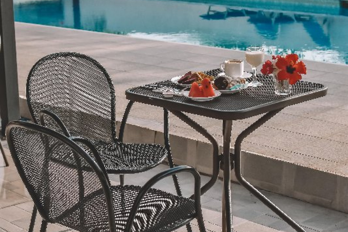 ELEONORA ANISSARAS HOTEL