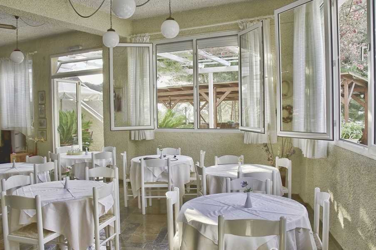 Panas Hotel (Spartia)