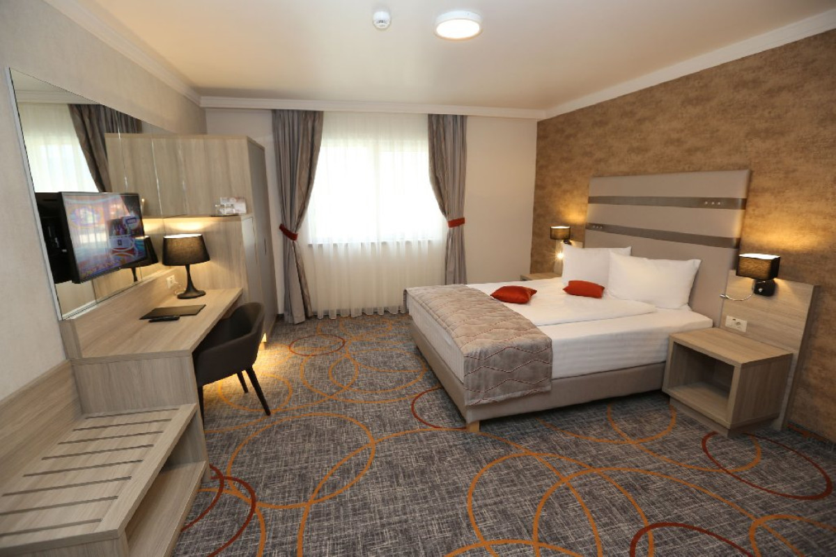 HOTEL BARIL