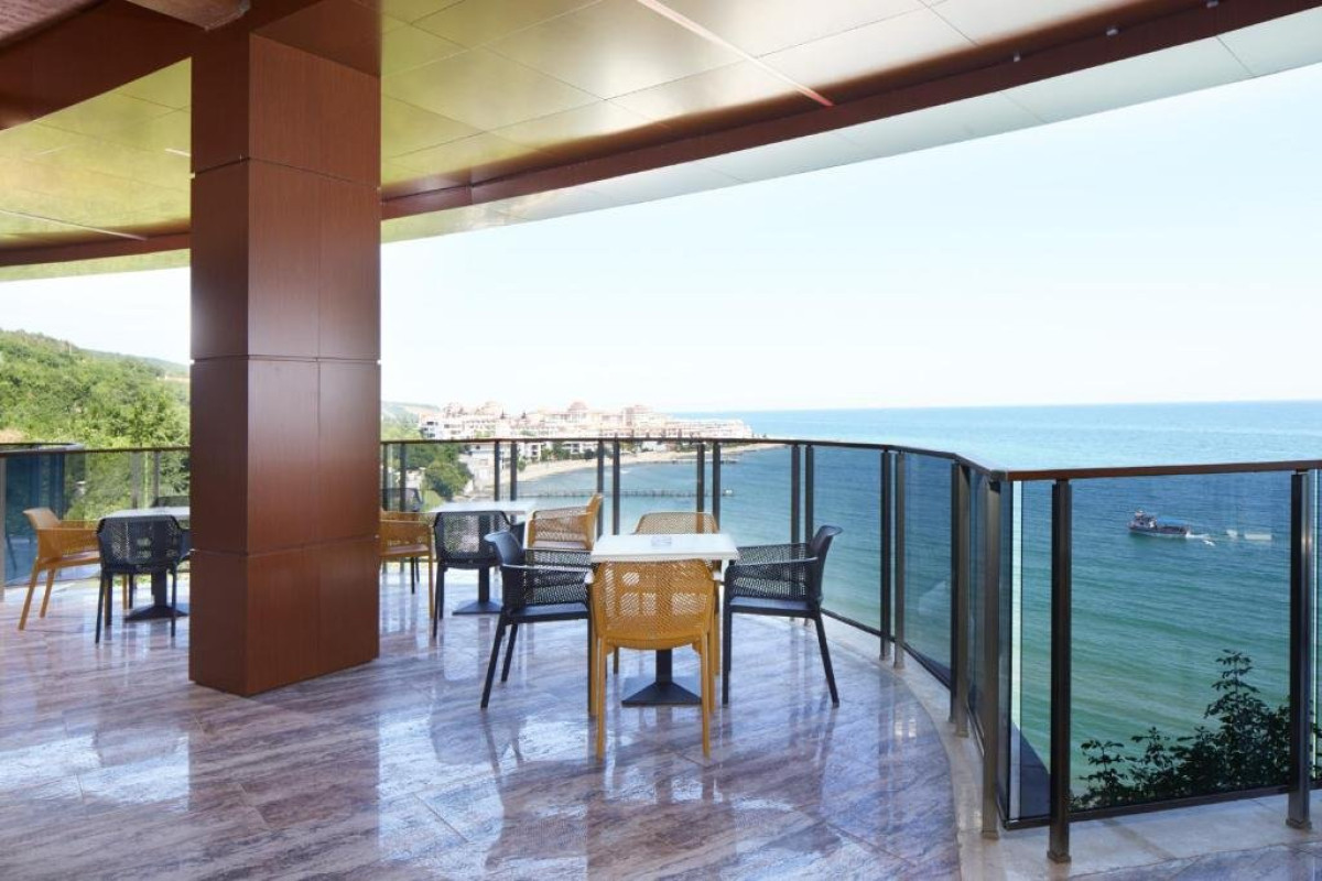 PARADISE BEACH RESIDENCE