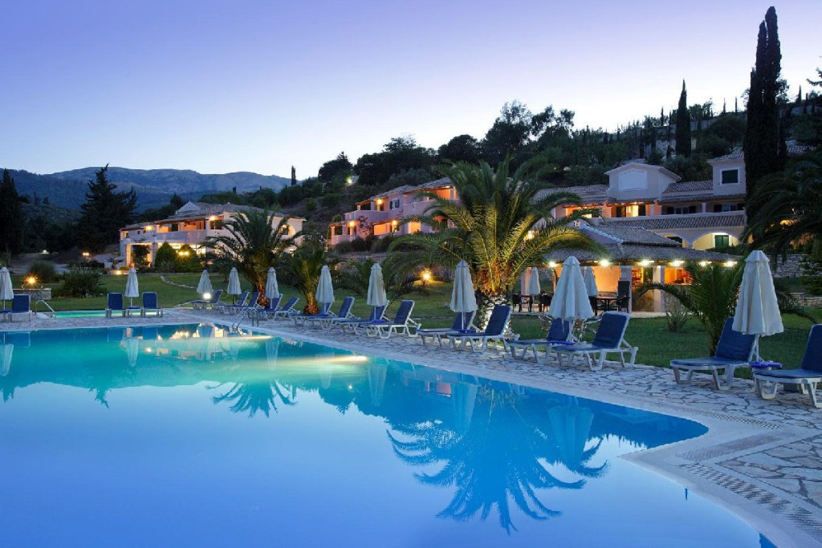 Bella Mare (Kassiopi)
