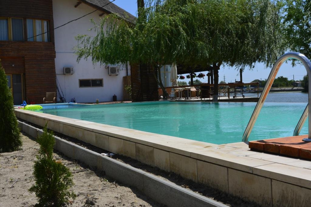 Paradise Delta House