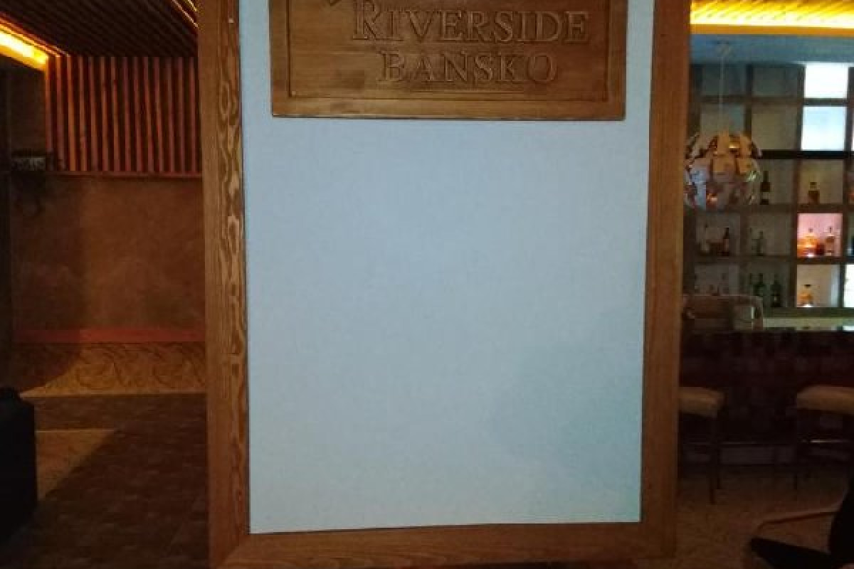 Riverside Boutique