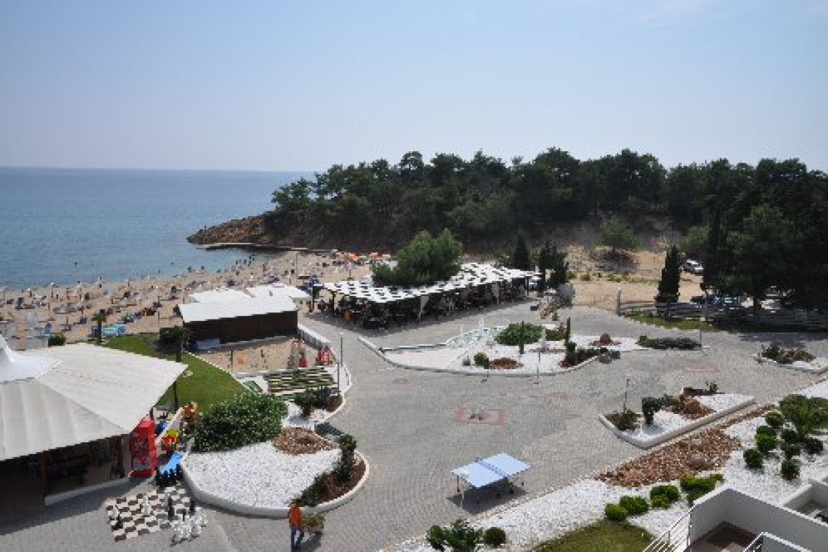 Blue Dream Palace Hotel (Tripiti)
