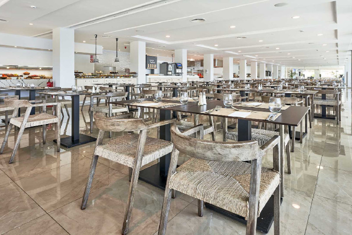 Globales Cala Vinas (Adults Only + 16)