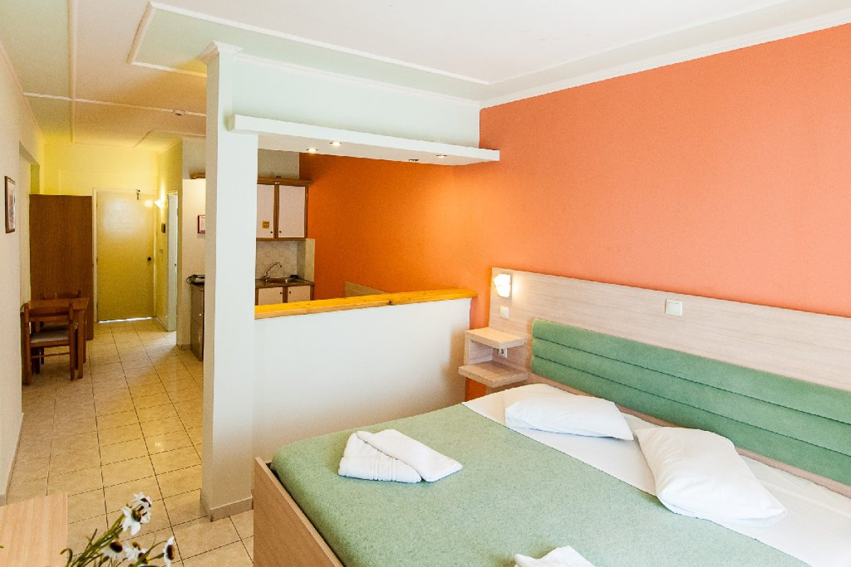 Zante Plaza Hotel and Apartments