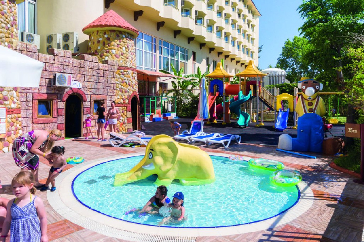 NOVA PARK HOTEL
