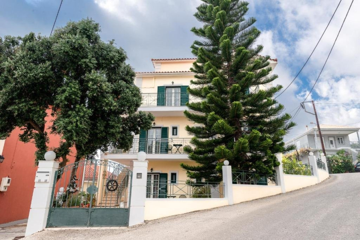 NAFTILOS STUDIOS