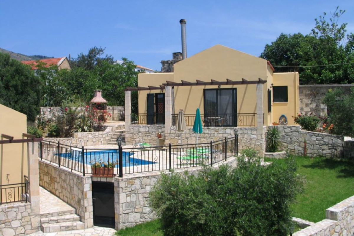 Alkion Apartments  - cat oficiala 2 chei (C)