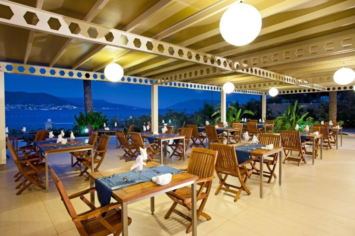 SALMAKIS BEACH RESORT AND SPA (Bodrum)
