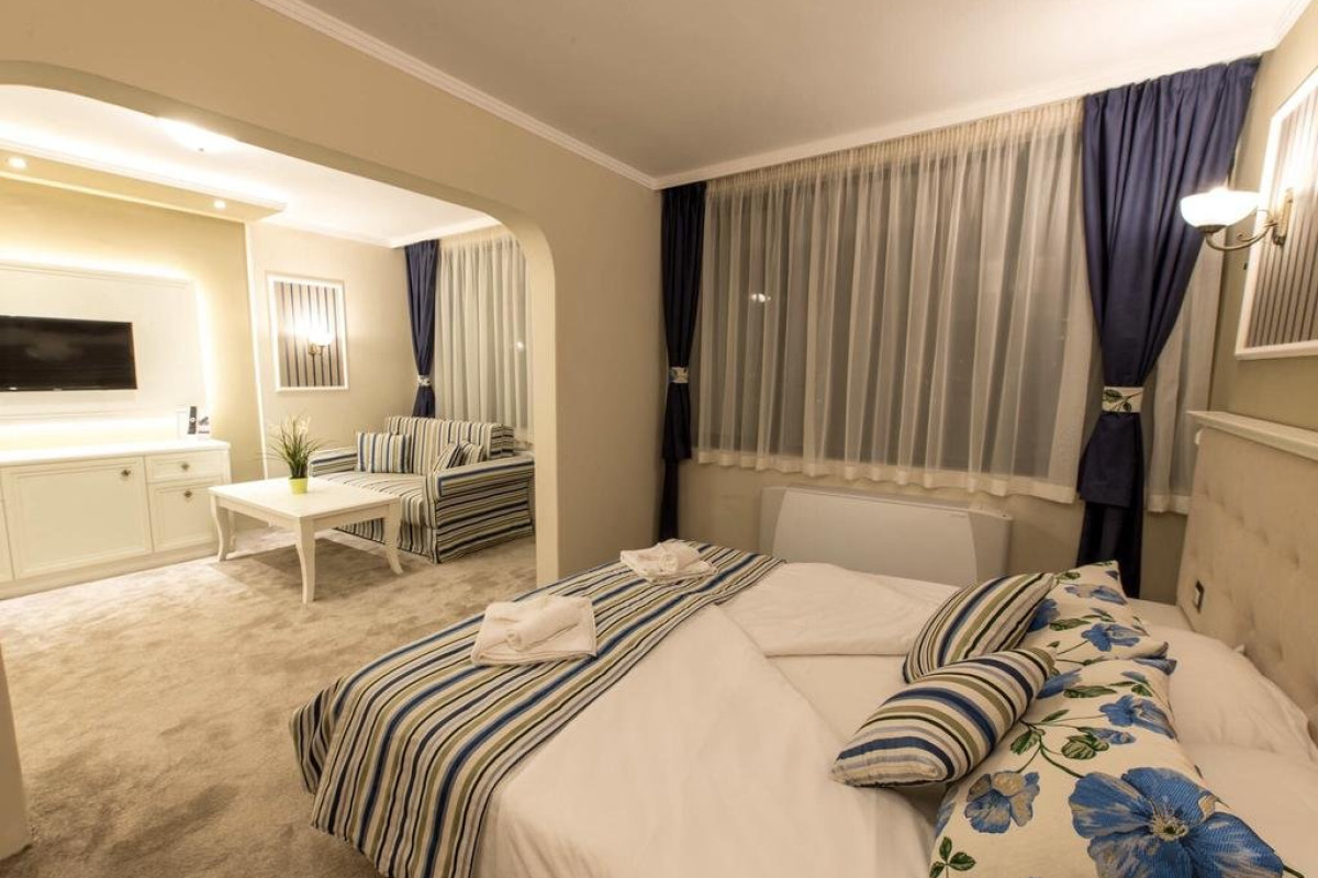Park Hotel Raya Garden