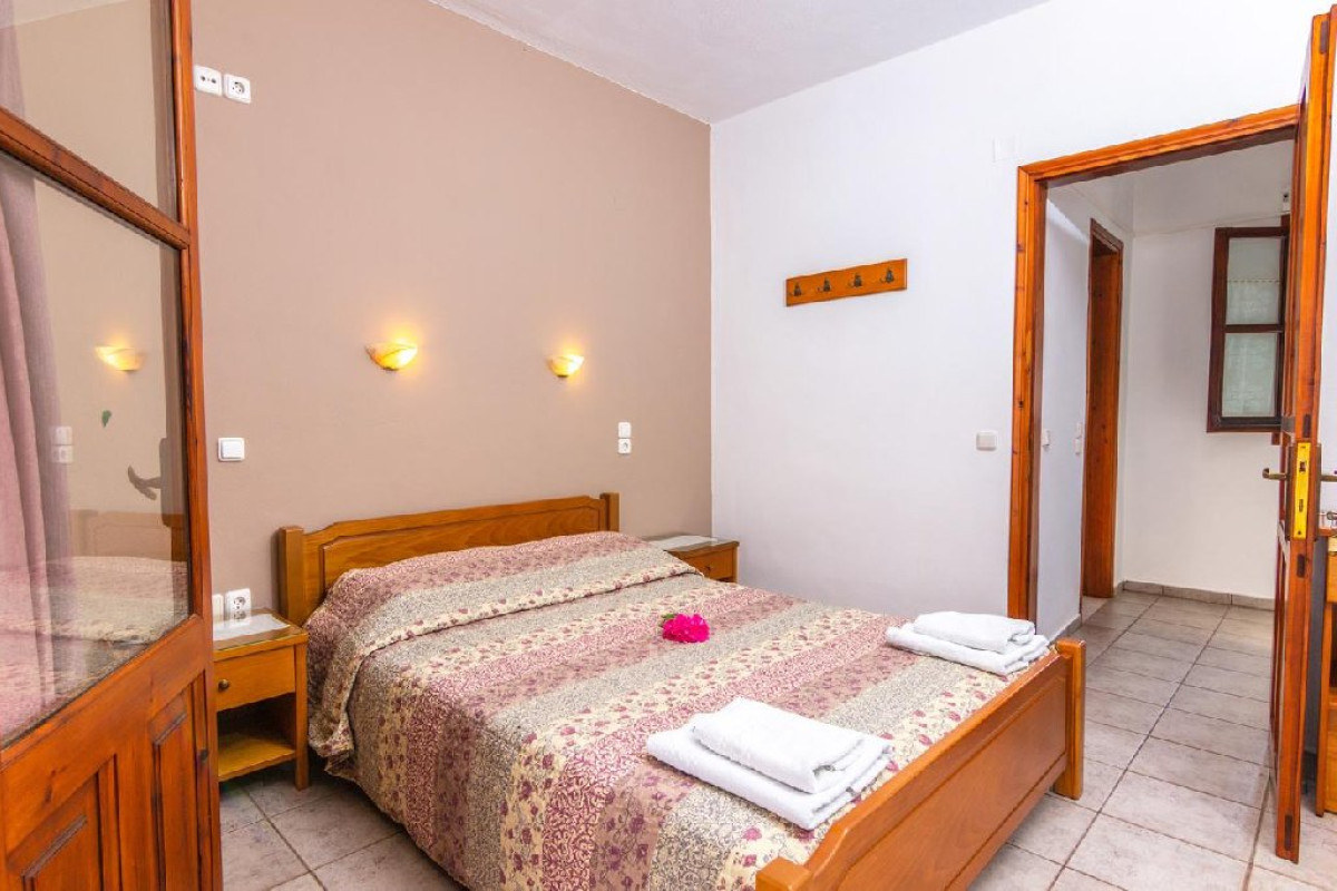 Charoula Studios and Maizonettes - Platanias