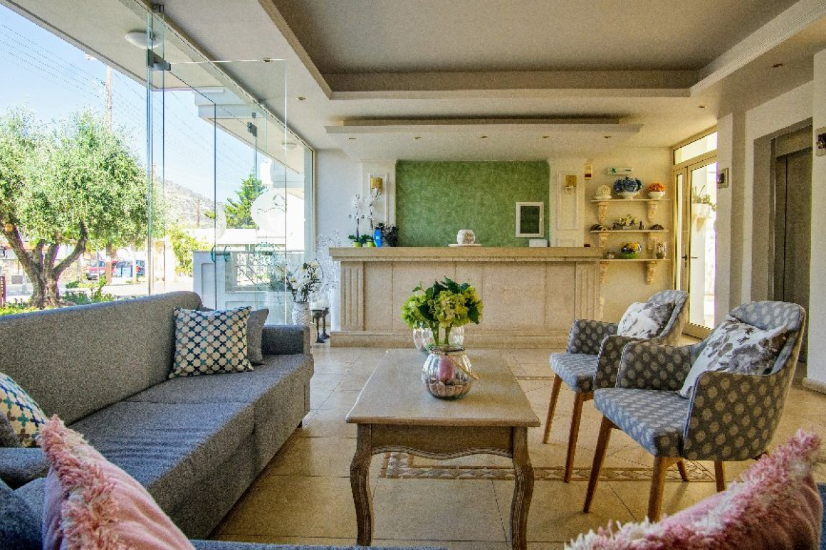 Pela Sofia Apartments (Crete Altino)